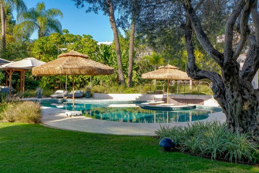 Villa in Kfar Shmaryahu, Tel Aviv District