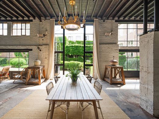 Detached House in Mechelen, Antwerp Province