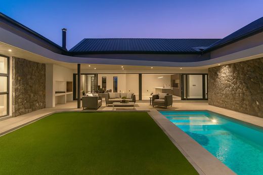 Casa Unifamiliare a Franschhoek, Cape Winelands District Municipality