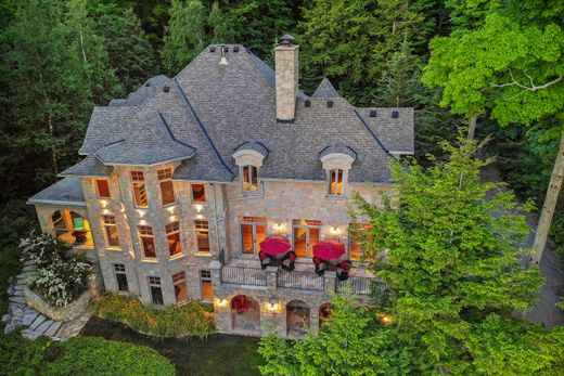 Einfamilienhaus in Tiny, Ontario