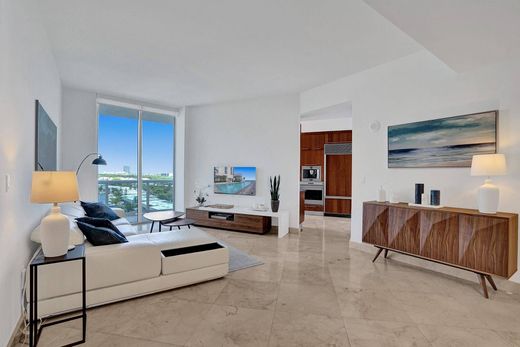 Apartment / Etagenwohnung in Sunny Isles Beach, Miami-Dade County