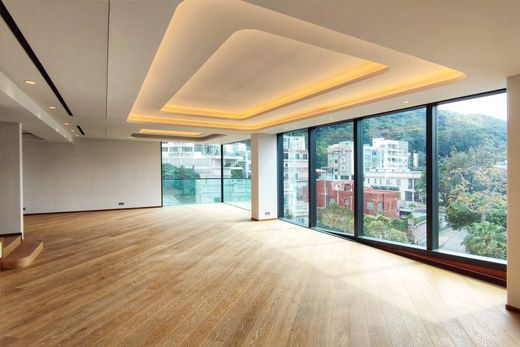 Apartment in Jardines Lookout, Central and Western District