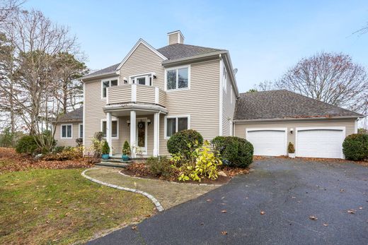 Apartment / Etagenwohnung in East Falmouth, Barnstable County