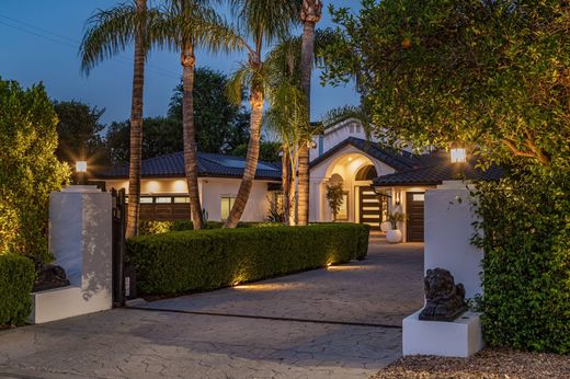 Detached House in Tarzana, Los Angeles County