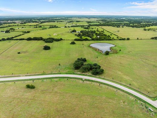 Grond in Round Top, Fayette County