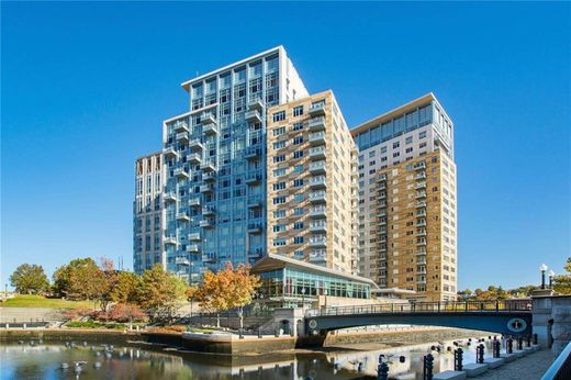 Apartment in Providence, Providence County
