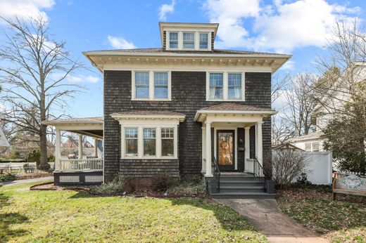 Detached House in Hamden, New Haven County