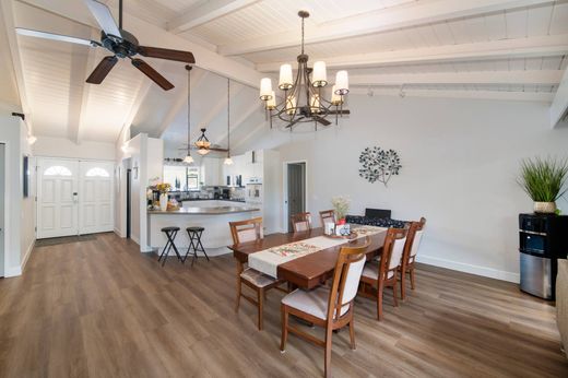 Detached House in Lahaina, Maui