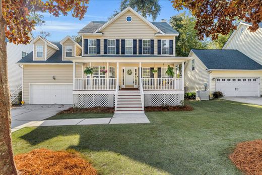Detached House in Savannah, Chatham County