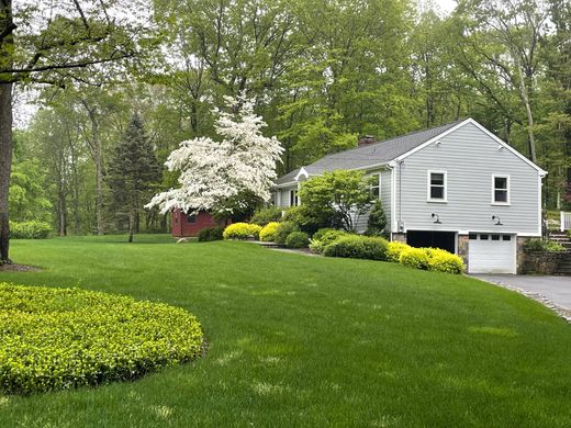 Detached House in Ridgefield, Fairfield County