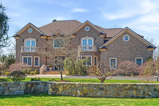 Detached House in Harrison, Westchester County