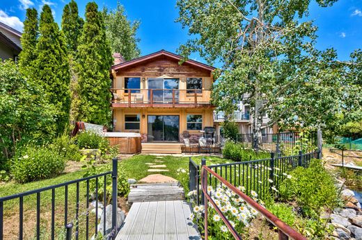 Einfamilienhaus in South Lake Tahoe, El Dorado County