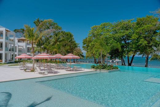 Квартира, Roatán