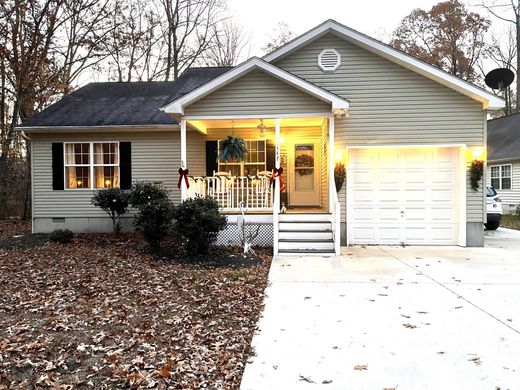 Detached House in Greenbackville, Accomack County