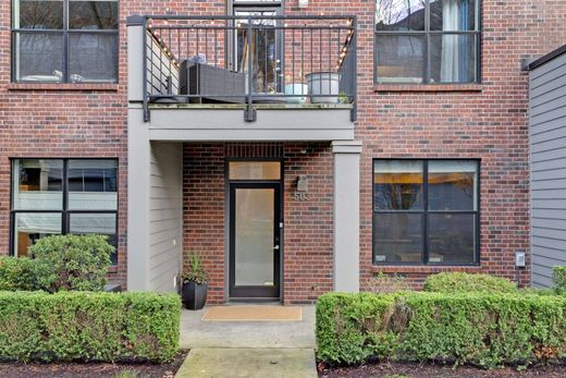 Apartment in Portland, Multnomah County