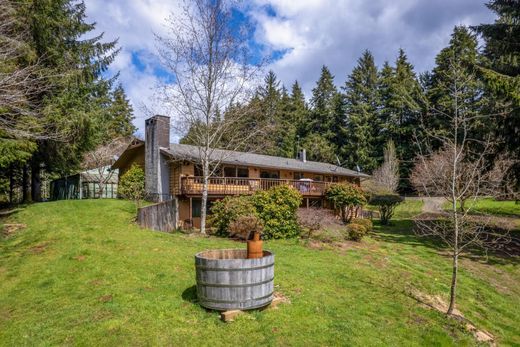 Luxe woning in Siletz, Lincoln County