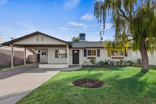 Detached House in Scottsdale, Maricopa County