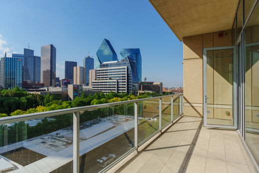 Apartment for rent per month in Dallas