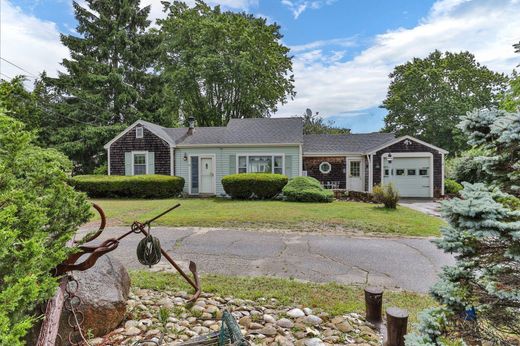 Einfamilienhaus in West Yarmouth, Barnstable County