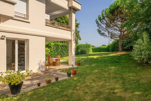 Apartamento - Divonne-les-Bains, Ain