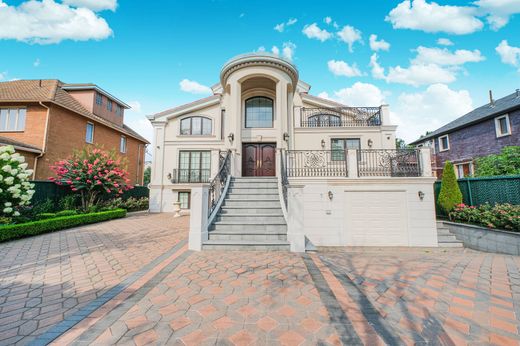 Detached House in Brooklyn, Kings County