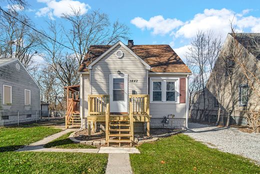 Detached House in Griffith, Lake County