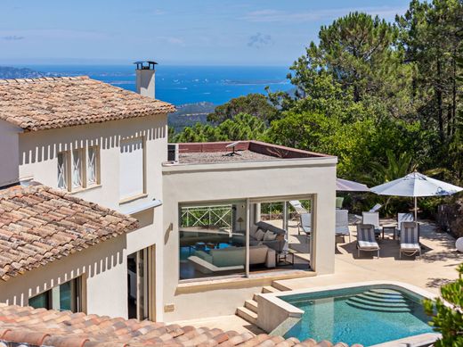 Villa en Les Adrets-de-l'Estérel, Var