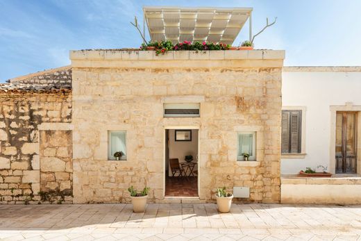 Detached House in Scicli, Ragusa