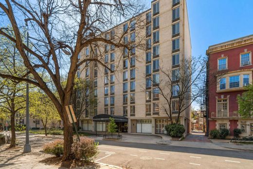 Apartment in Washington, Washington County