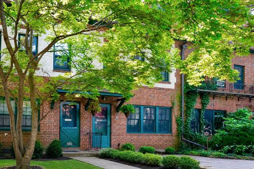 Luxury home in Forest Hills Gardens, Queens
