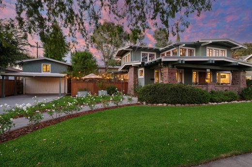 South Pasadena, Los Angeles Countyの一戸建て住宅