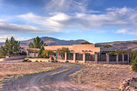 Detached House in Fort Davis, Jeff Davis County