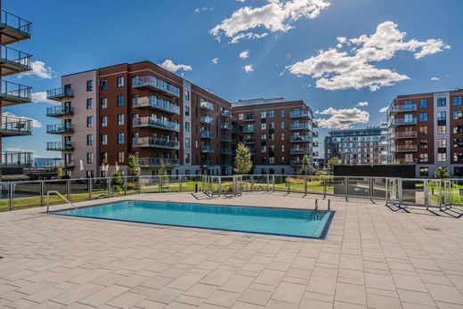 Apartment / Etagenwohnung in Saint-Laurent, City of Montréal