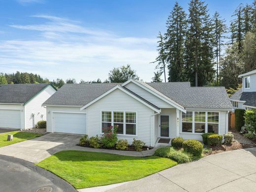 Vrijstaand huis in Centralia, Lewis County