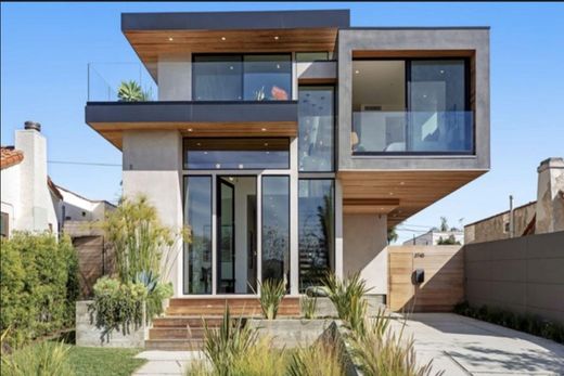 ロサンゼルス, Los Angeles Countyの一戸建て住宅