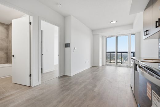 Apartment in Burlington, Ontario