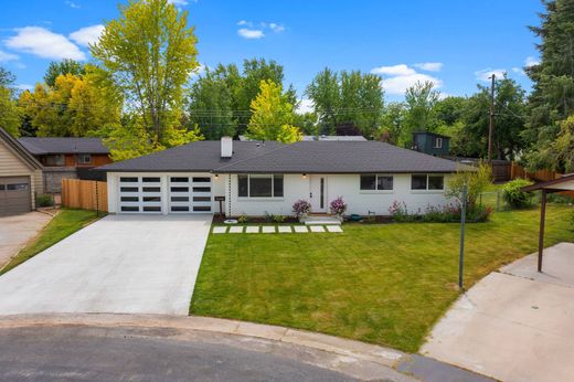 Detached House in Boise, Ada County