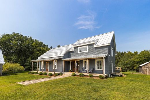 Einfamilienhaus in Varennes, Montérégie