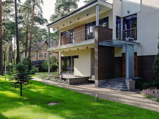 Luxusimmobilien In Lettland Zu Verkaufen Renommierte Villen Und Wohnungen In Lettland Luxuryestate Com