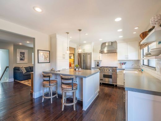 Townhouse - Manhattan Beach, Los Angeles County