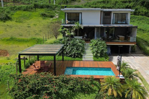 Detached House in Petrópolis, Rio de Janeiro