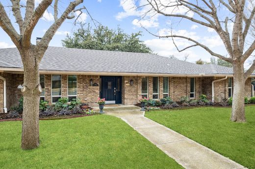 Detached House in Dallas, Dallas County