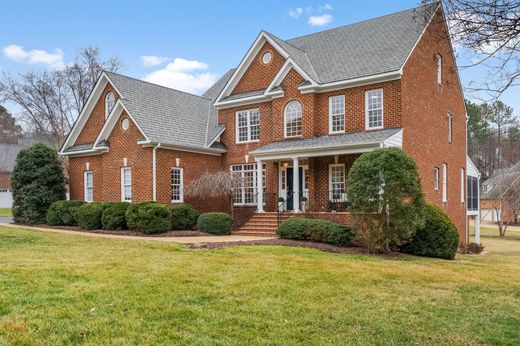 Detached House in Midlothian, Chesterfield County