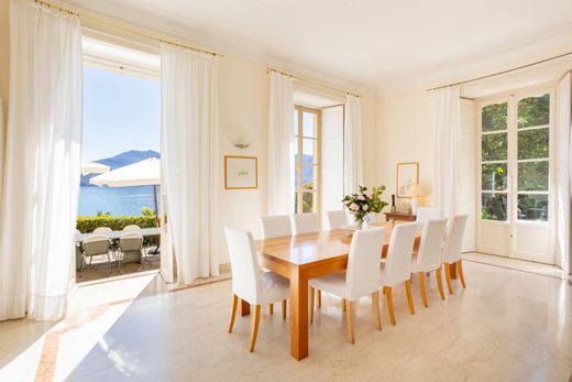 Villa Oggebbio, Verbano-Cusio-Ossola ilçesinde