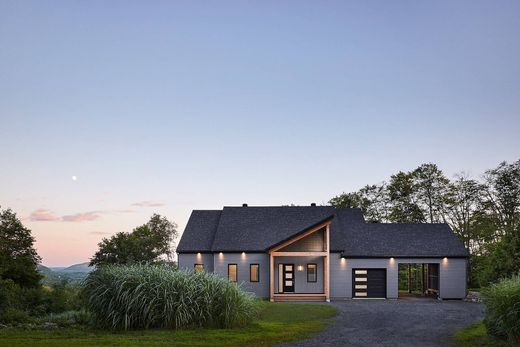 Casa Independente - Sainte-Adèle, Laurentides