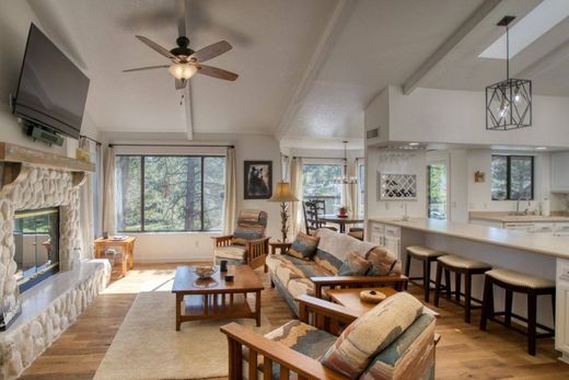 Stadswoning in Pinetop, Navajo County