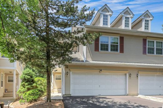 Townhouse in Wayne, Passaic County