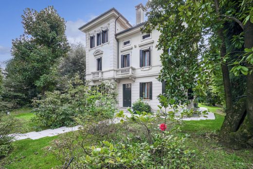 Villa Treviso, Treviso ilçesinde