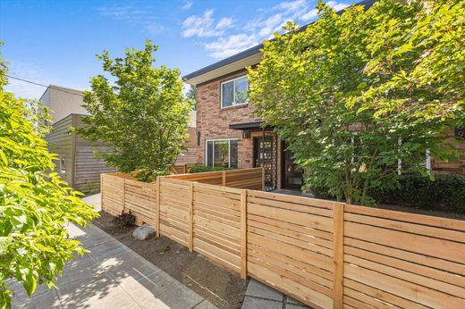 Townhouse in Seattle, King County