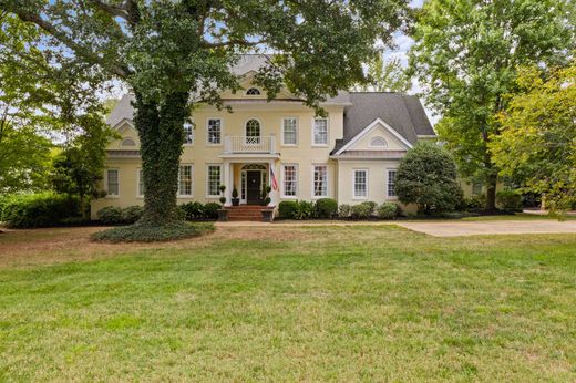 Luxury home in Greenville, Greenville County